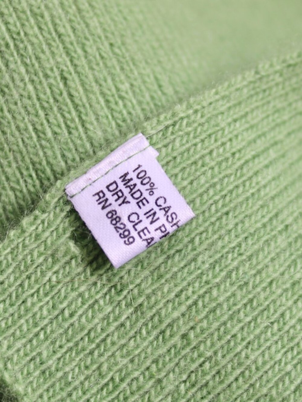 John Hanly Ireland Lime Green Cashmere Knit Rectangle Neck Scarf - Picture 2 of 3